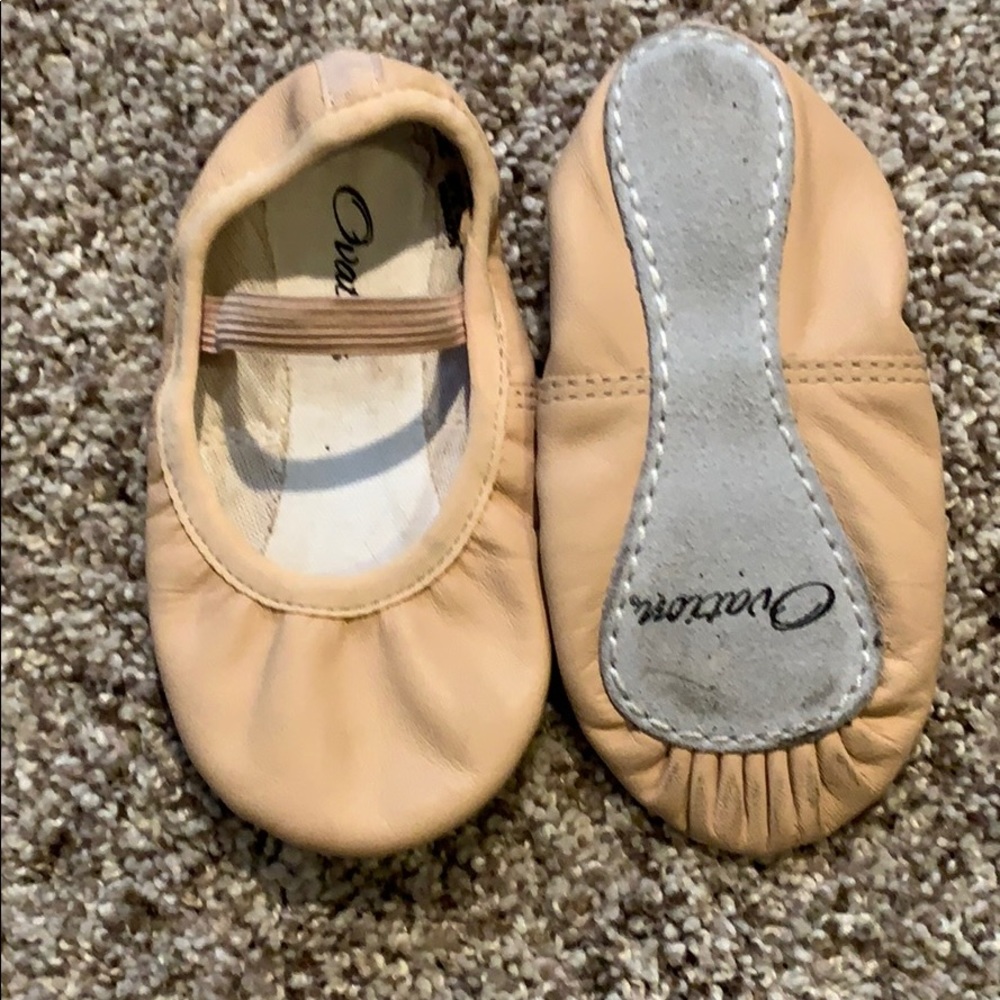 Ballet shoes